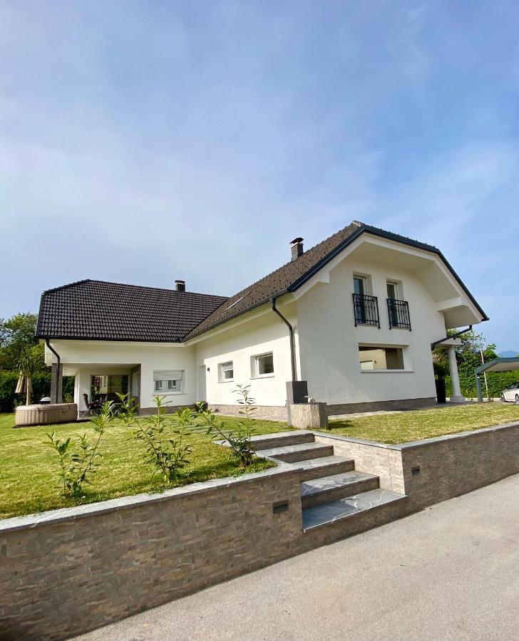 Hisa Helena Villa Kranj Dış mekan fotoğraf
